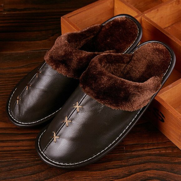Men's step-on slippers size 8/9 - Picture 3 of 3
